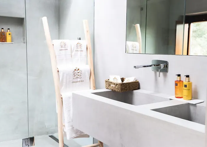 Отель Casas Da Vinha - Vineadouro Wine