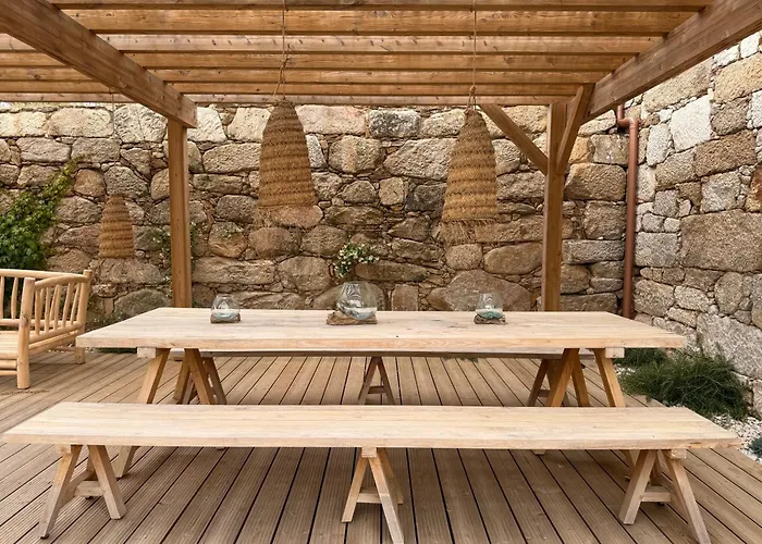 Casas Da Vinha - Vineadouro Wine Numao